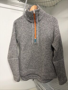 Stio Women's Gray Quarter-Zip Fleece Pullover with Orange Zip